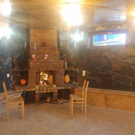 Mariana'S Guest House 메스티아 외부 사진