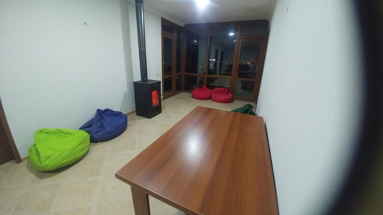 Mariana'S Guest House 메스티아 외부 사진