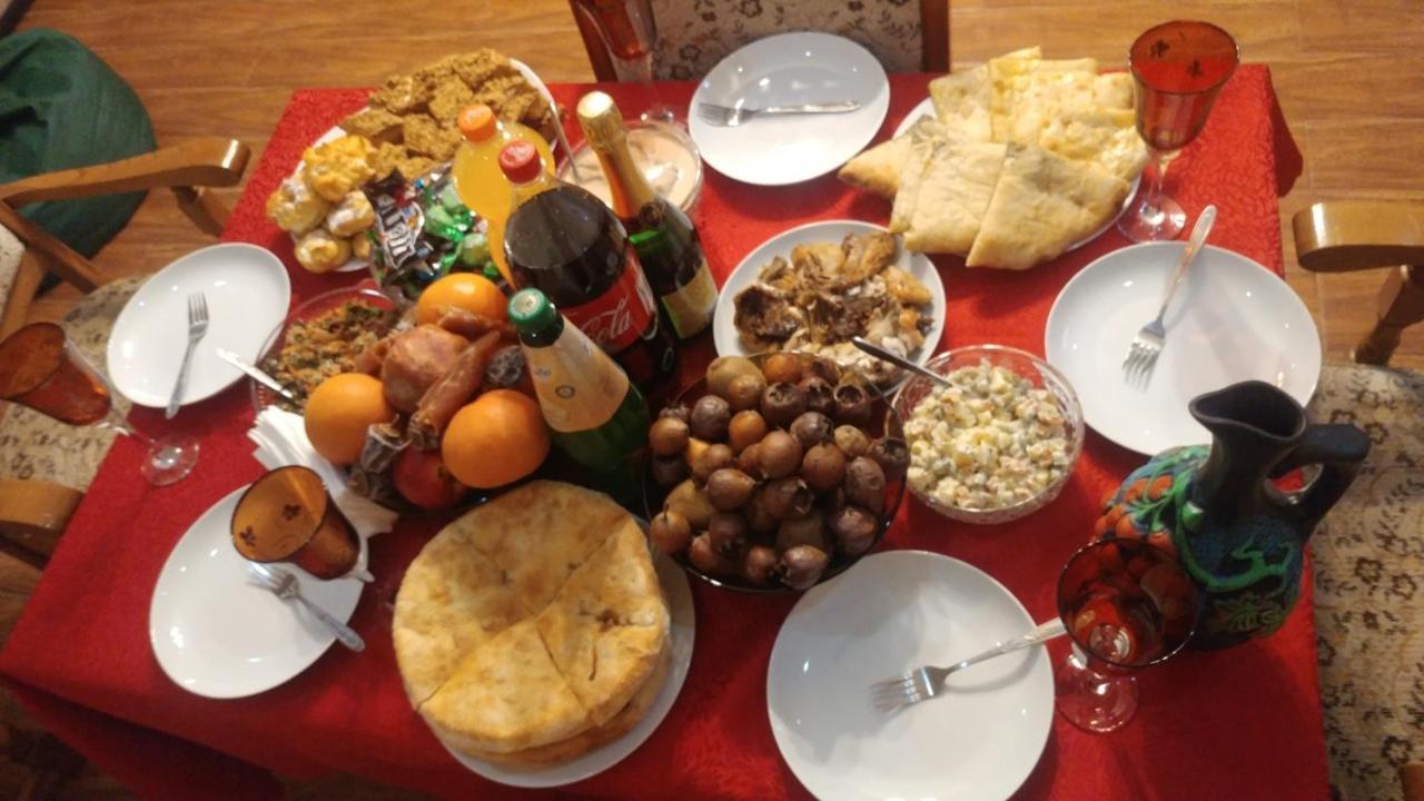 Mariana'S Guest House 메스티아 외부 사진