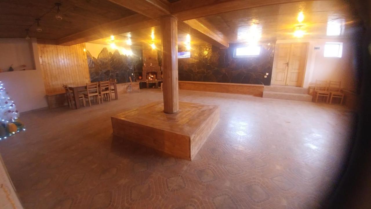 Mariana'S Guest House 메스티아 외부 사진